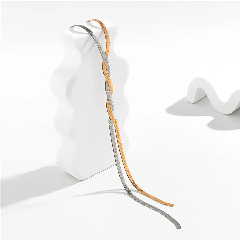 Elegantní dlouhý náhrdelník s nastavitelným designem hada