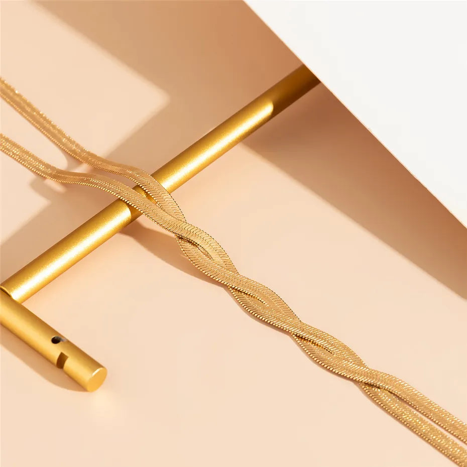 Elegantní dlouhý náhrdelník s nastavitelným designem hada