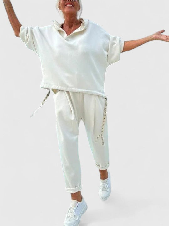 Sally | Pohodlná souprava s kapucí