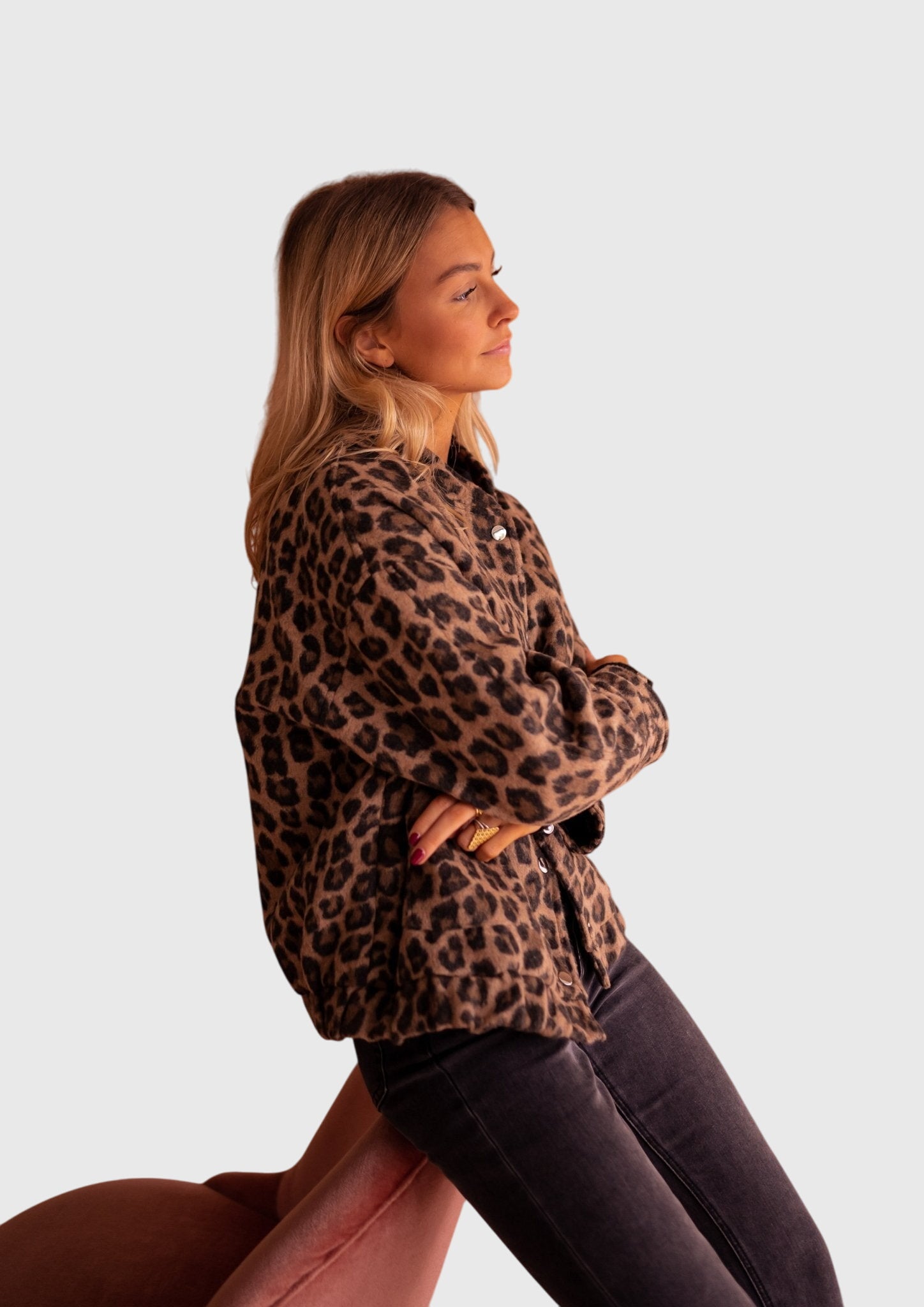 Elodie | Stylová bunda s leopardím potiskem