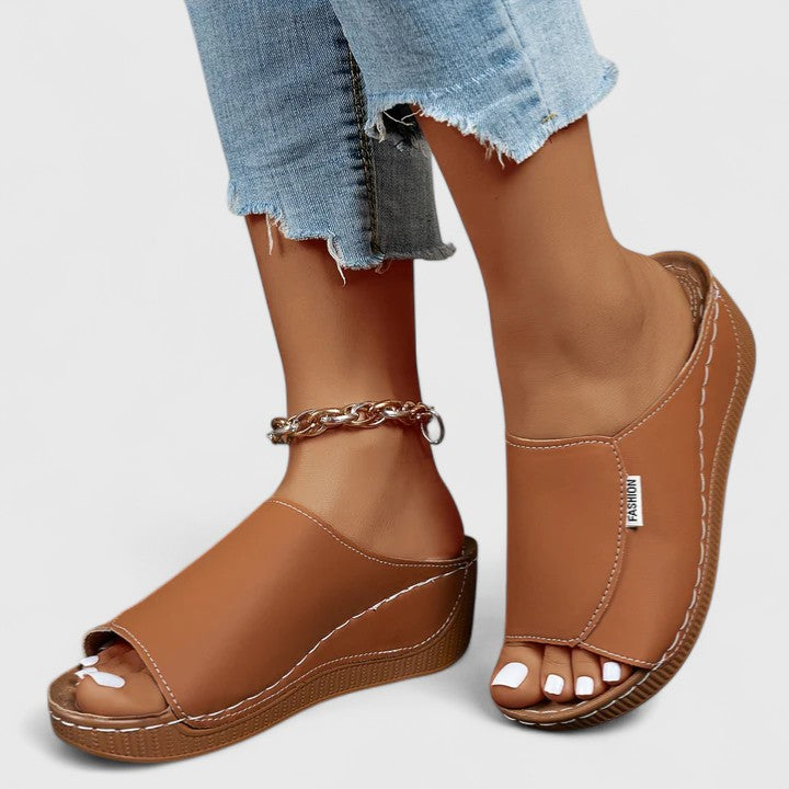 Celestria | Ortopedické sandály